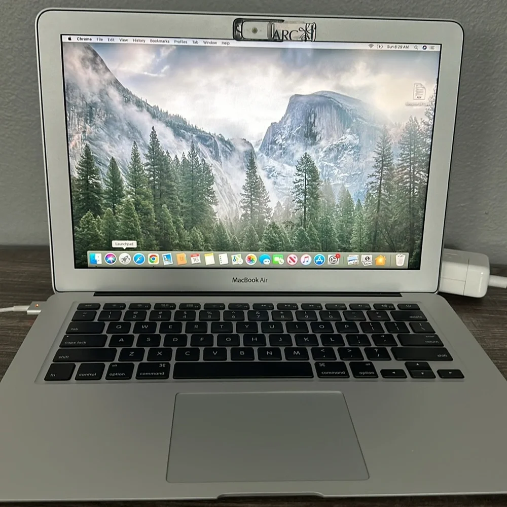 2017 MacBook Air , Apple laptop
